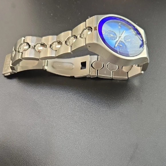 Fossil Blue Dial Silver Band Watch - Picture 3 of 6